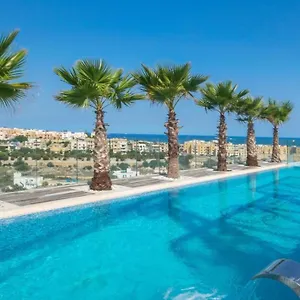 4* Отель H & - Adults Only